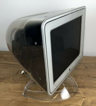 Vintage Apple Studio Display 17 " Clear Shell Flat Screen Crt Monitor M7768 2000
