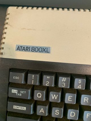 Vintage Retro Atari 800XL Home Computer with Power Supply 2