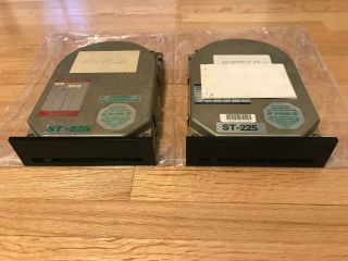 Wow Two Vintage Seagate St - 225 20 Mb Mfm Hard Drives