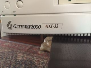 Vintage Gateway 2000 4dx - 33 Mini Desktop With Keyboard Powers Up