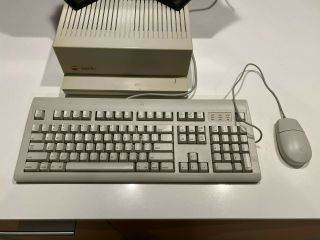 Vintage Apple II GS W/keyboard And Mouse with loaded memory card 3