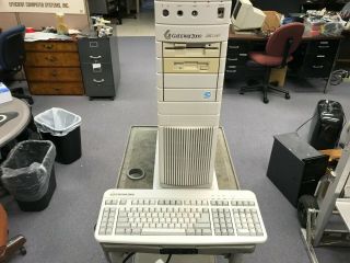 Vintage Computer Gateway 2000 4dx2 - 66v Full Tower,  With Keyboard