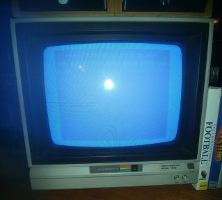1984 Vintage Commodore Model 1702 Video Monitor &