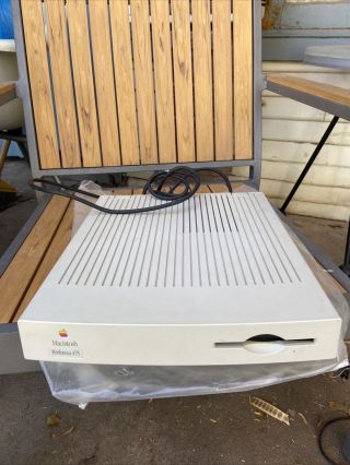Apple Macintosh Performa 475 M1476