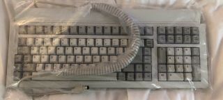 Nos Space Invaders Two - Eyed White Linear Vintage Keyboard Rare