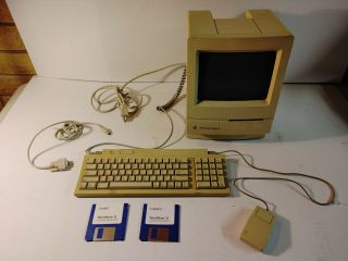 1993 Apple Macintosh Classic Ii W/ Keyboard,  Mouse,  Floppy Disc,  Not