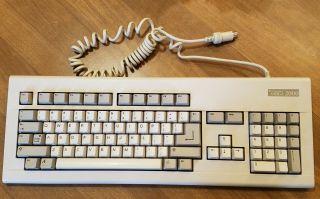 Commodore Amiga 2000,  3000 Keyboard - Vintage - -