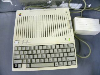 Vintage Apple Iic 2c Computer System A2s4000 With Power Supply Box Model A2m4017