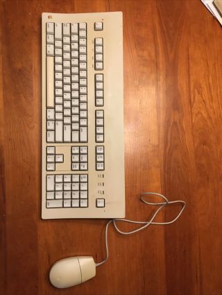 Rare Vintage Apple Macintosh M0115 Extended Keyboard And Desktop Bus Mouse Ii