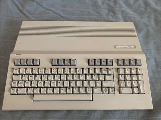 Commodore 128 Computer In E X C E L L E N T.  C64 Compatible