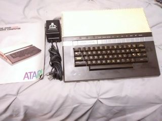 Atari 1200xl Computer With Power Adapter And Owners Guide.