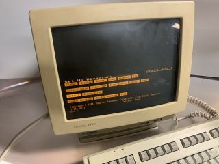 1990 DEC Digital VT420 C2 Amber Video Terminal,  With Keyboard. 2