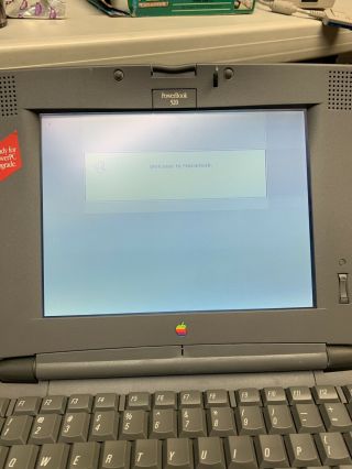 Apple Powerbook 520 Laptop With Adapter And M4880 500 Series