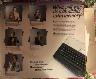Atari 800XL Home Computer With Manuals 2