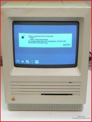 Macintosh Se Model No.  M5011 - 825 - 1470 - A - 1mbyte Ram,  800k Drive,  20sc Hard Di