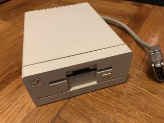 Commodore Amiga 1010 External 3.  5 " Floppy Disk Drive