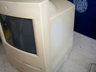 Macintosh Color Classic M1600 with 20MB RAM,  80MB HD,  Ethernet - 2
