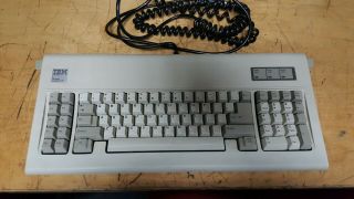 Ibm Personal Computer At Pc Buckling Spring/clicky Keyboard Model F 5150/5160