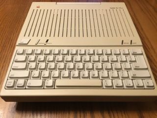 Apple Iic Plus Model A2s4500 Not Tested/as Is.