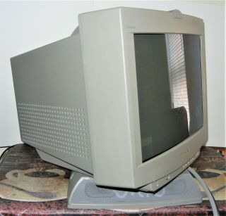 Vintage Sony Vaio Trinitron Color 17 " Computer Monitor With Speakers Cpd - 201vs