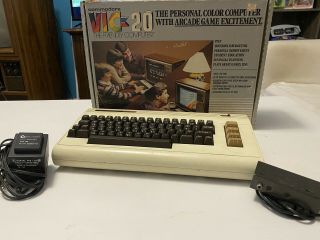 Commodore Vic - 20 Computer And Inserts