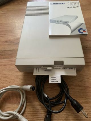 Commodore 1571 Drive For C64/c128.  E X C E L L E N T
