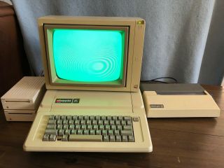 Apple Iie Bundle = Computer,  Monitor,  Unidisk 3.  5 X2,  Silentype Printer