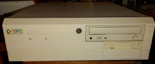 Commodore Amiga 4000/040 Desktop & Keyboard