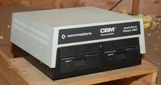 1980 Commodore Cbm 8050 Dual 5.  25 " Floppy Disk Drive Fdd,  Inc Manuals