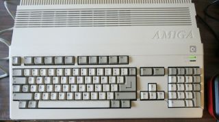 Commodore Amiga 500 With Psu Workbench Turrican 2 Amiga Starter