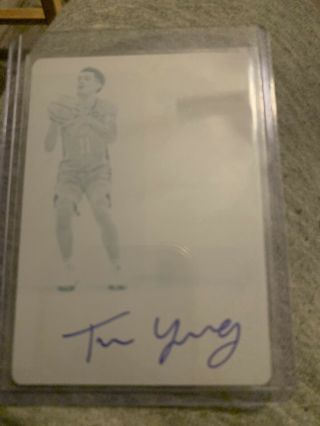 2018 Panini Contenders Draft Picks Trae Young On Card Autograph