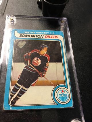 Wayne Gretzky 1979 - 80 Topps 18 Rookie Card