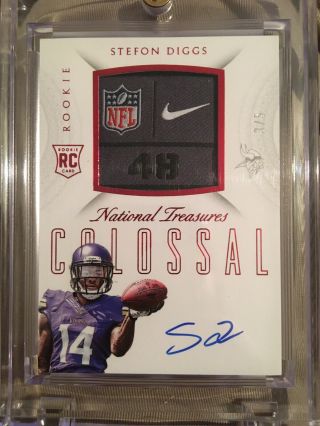 2015 Stefon Diggs National Treasures Colossal Rookie Patch Auto Rc 3/5