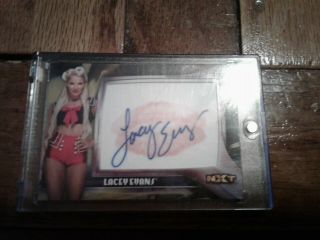 2019 Topps Wwe Road To Wrestlemania Lacey Evans Gold Kiss Auto 4/10