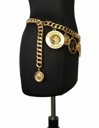 Chanel Vintage Iconic Gold CC Logo Coco Chanel Multi - Charm Chain Statement Belt 4