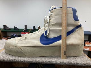 RARE VINTAGE NIKE DISPLAY SHOE 28 INCHES LONG 2