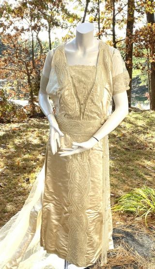 1913 EXQUISITE EXTRAVAGANT PEARL ENCRUSTED SATIN WEDDING GOWN NY LABEL 3