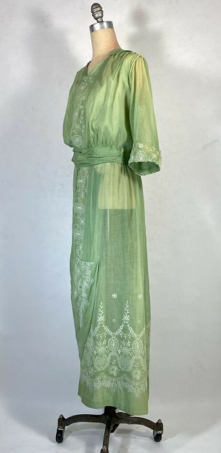 Antique EDWARDIAN circa 1910 - 1915 celery green cotton gauze dress w/embroidery M 2