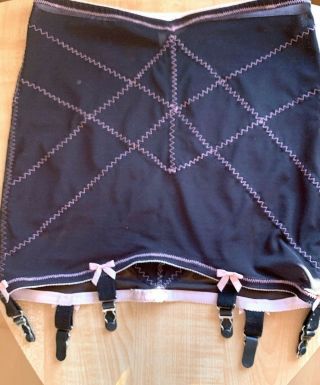 Rago Black Garter Girdle 8335 With 6 Suspenders And Pink Trim - Waist 28 (med)
