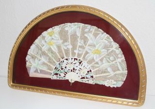 Ab133 Art Nouveau Fan.  Carved Sticks.  Silck.  With Frame.  Spain.  Early 20th Cent.