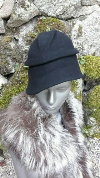Ladies Vintage Hat 1930s 1940s Black