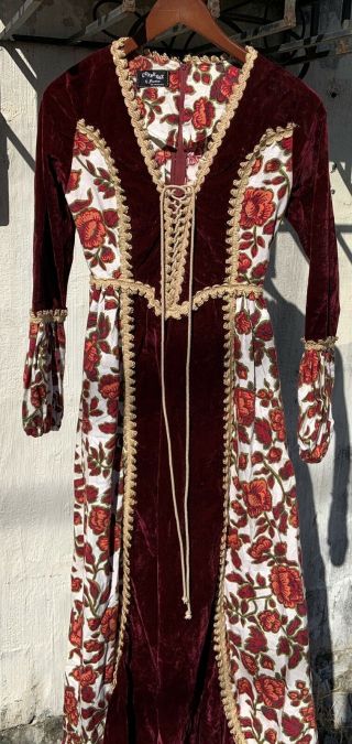Vtg Gunne Sax Velvet Floral Pattern Dress