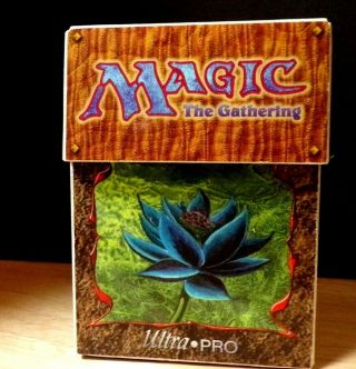 Ultra Pro Magic The Gathering Deck Box Featuring Black Lotus And Juzam Djinn