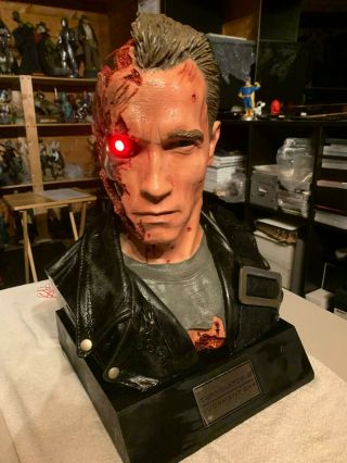 T2 T - 800 Arnold Sideshow Collectible 1:1 Scale Life Size Bust 198/750