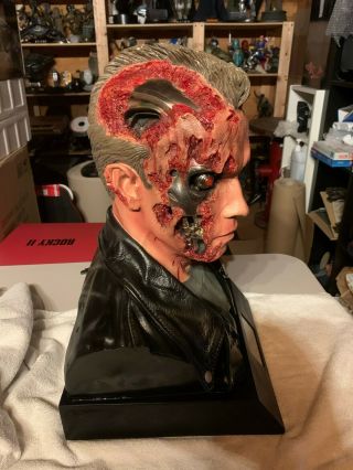 T2 T - 800 Arnold Sideshow Collectible 1:1 Scale Life Size Bust 198/750 5