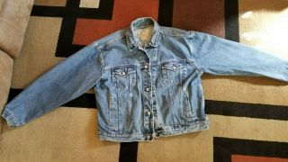 Old Navy Jean Jacket Trucker Style Xlg Extra Large Barely Vintage Look