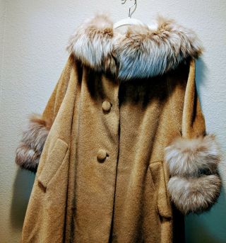 Vintage Lilli Ann Paris,  Sanfrancisco,  Xl Mohair Fur Collar And Double Cuff Coat