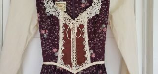 Gunne Sax Prairie Dress,  Floral Calico,  Purple with Pink and Gray Roses,  Size 6 3
