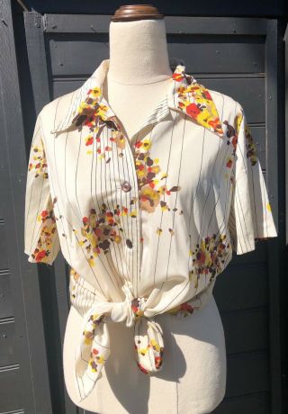 Vintage 1970s Floral Nylon Top Size Medium Made In Zealand
