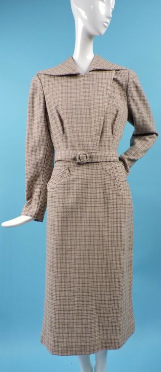 Classic 1930’s Grid Pattern Thick Flannel Dress W Matching Belt